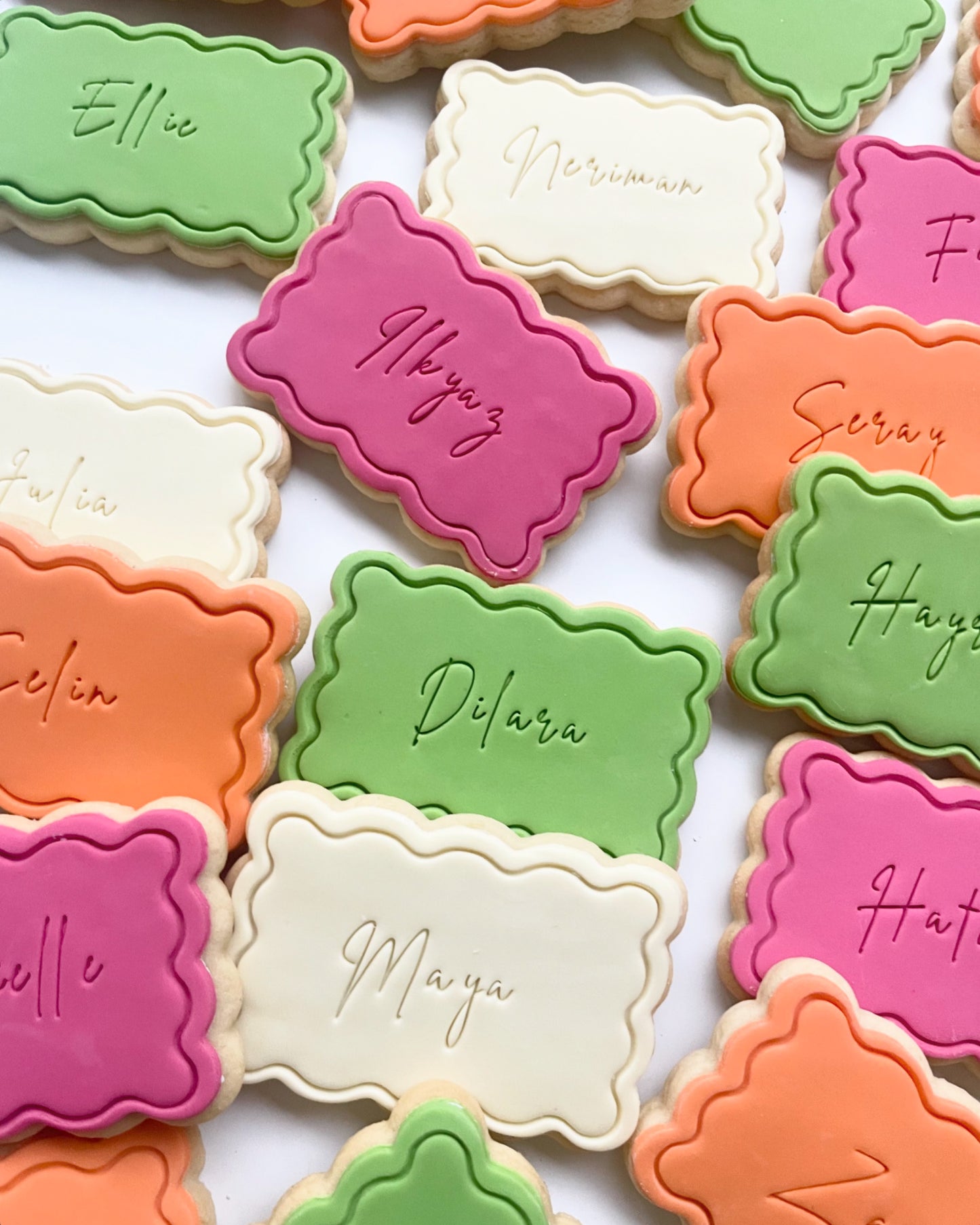 Colourful wavy cookies