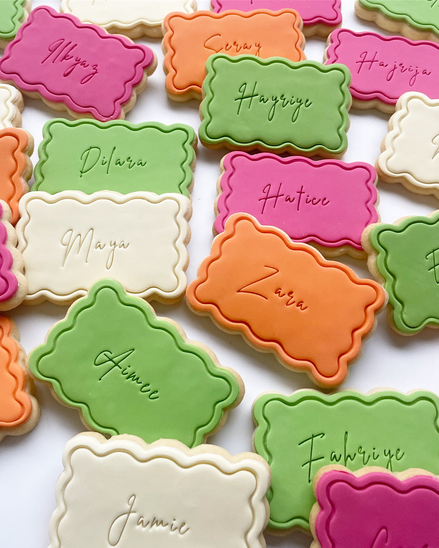 Colourful wavy cookies