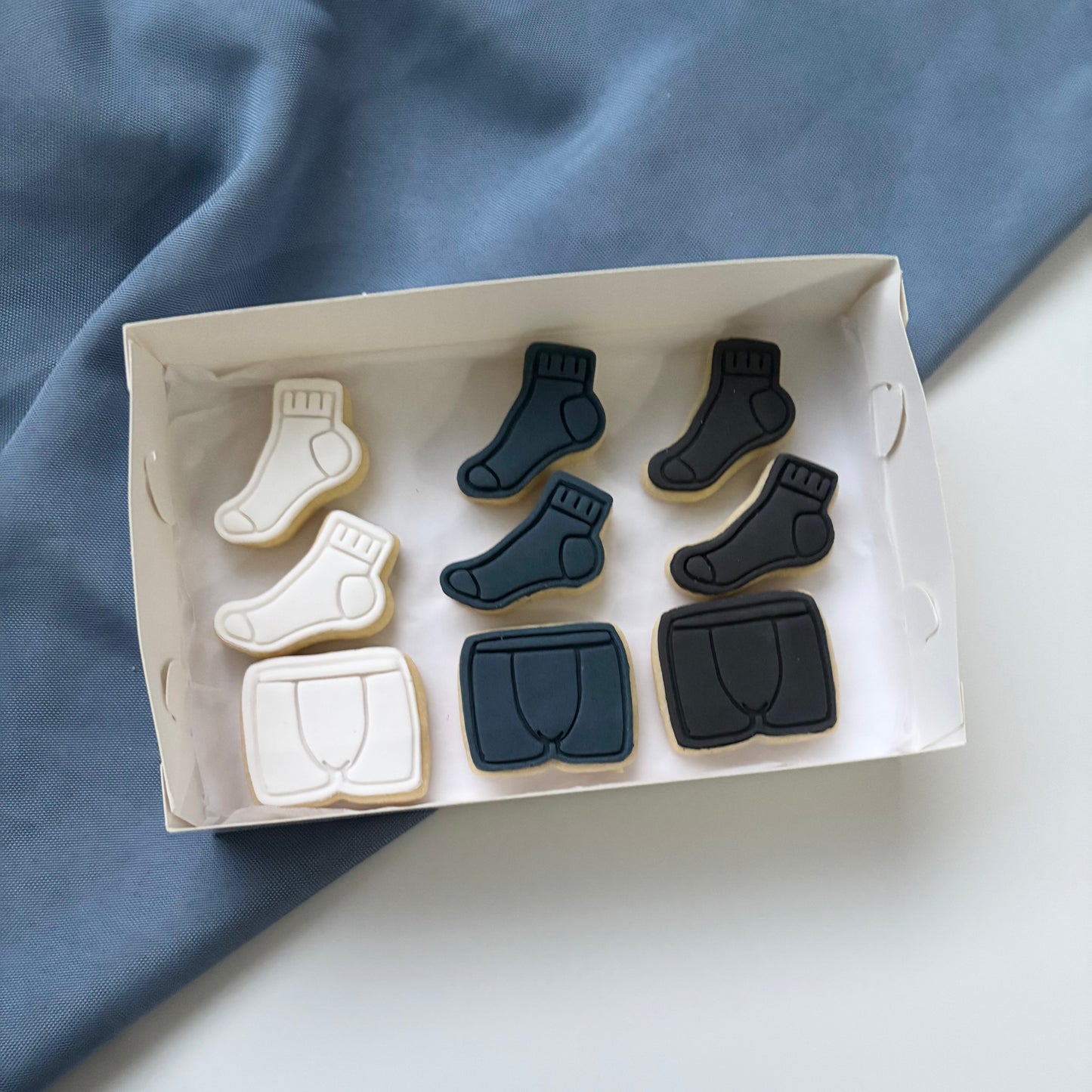 FATHER’S DAY COOKIES “SOCKS AND JOCKS FOR DAD”