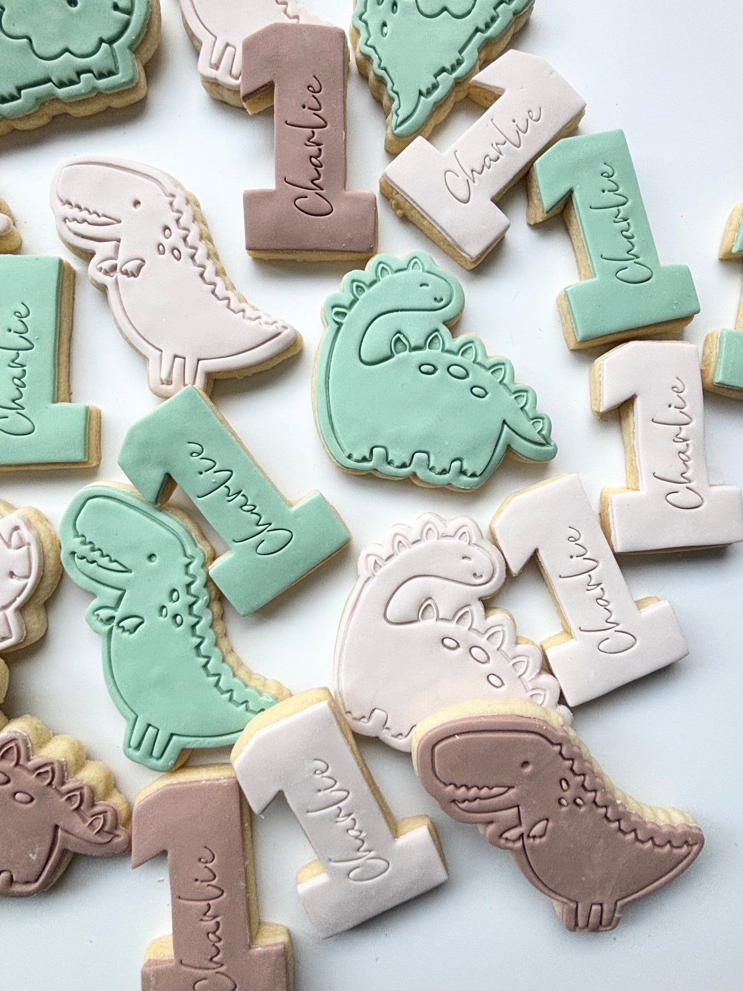 DINOSAUR COOKIES