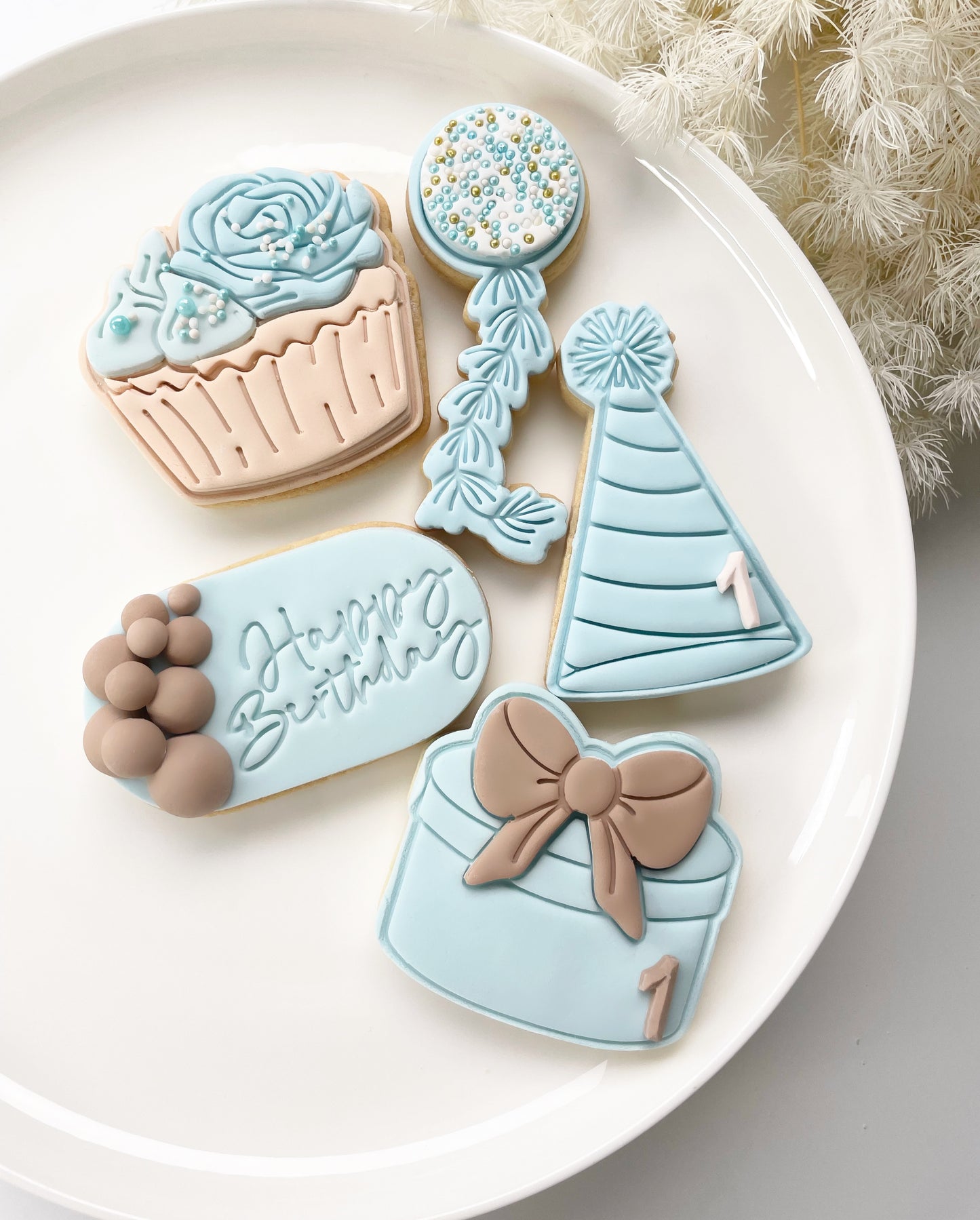 Elegant Birthday Bash (15 Cookies per pack)