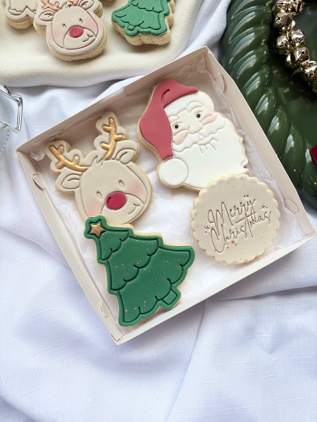 Christmas Classics Gift Box – Santa, Reindeer, Tree & Merry Christmas (4 Cookies)
