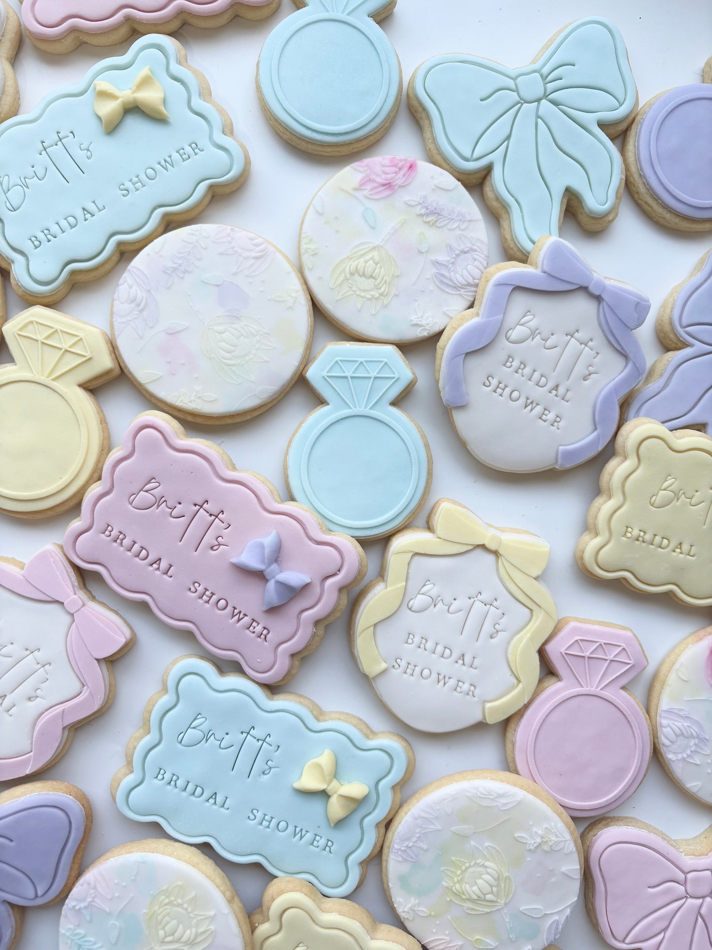 BRIDAL SHOWER-PERSONALISED COOKIES PASTEL BOW AND RING COLLECTION