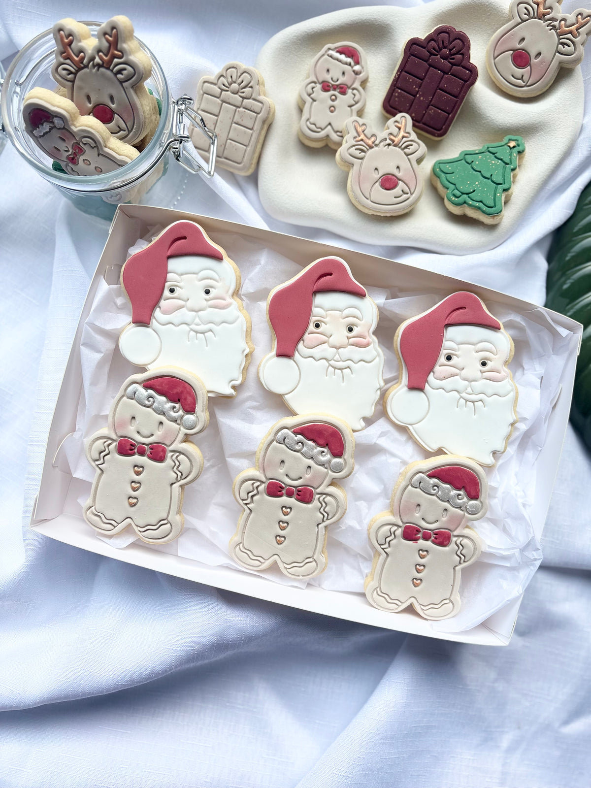 Christmas Cookie Box (6 Cookies)