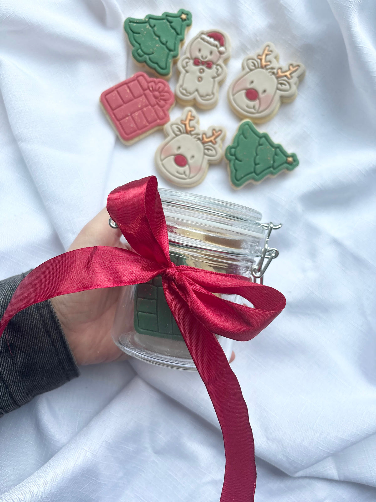 CHRISTMAS COOKIE JAR