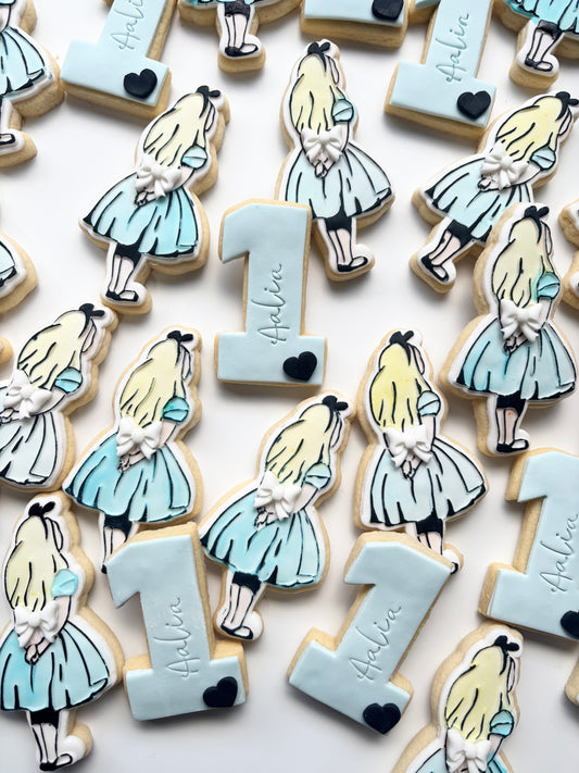 Alice in wonderland cookies